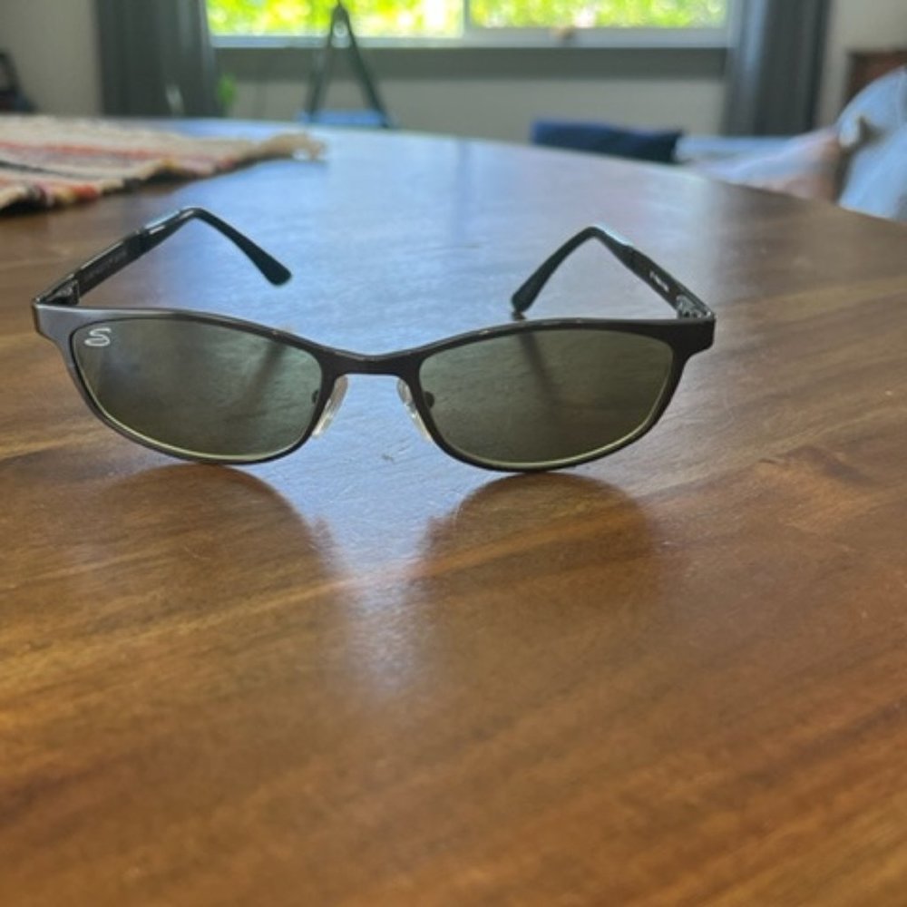 Serengeti GG6743 Polarized and Photochromic Sunglasses